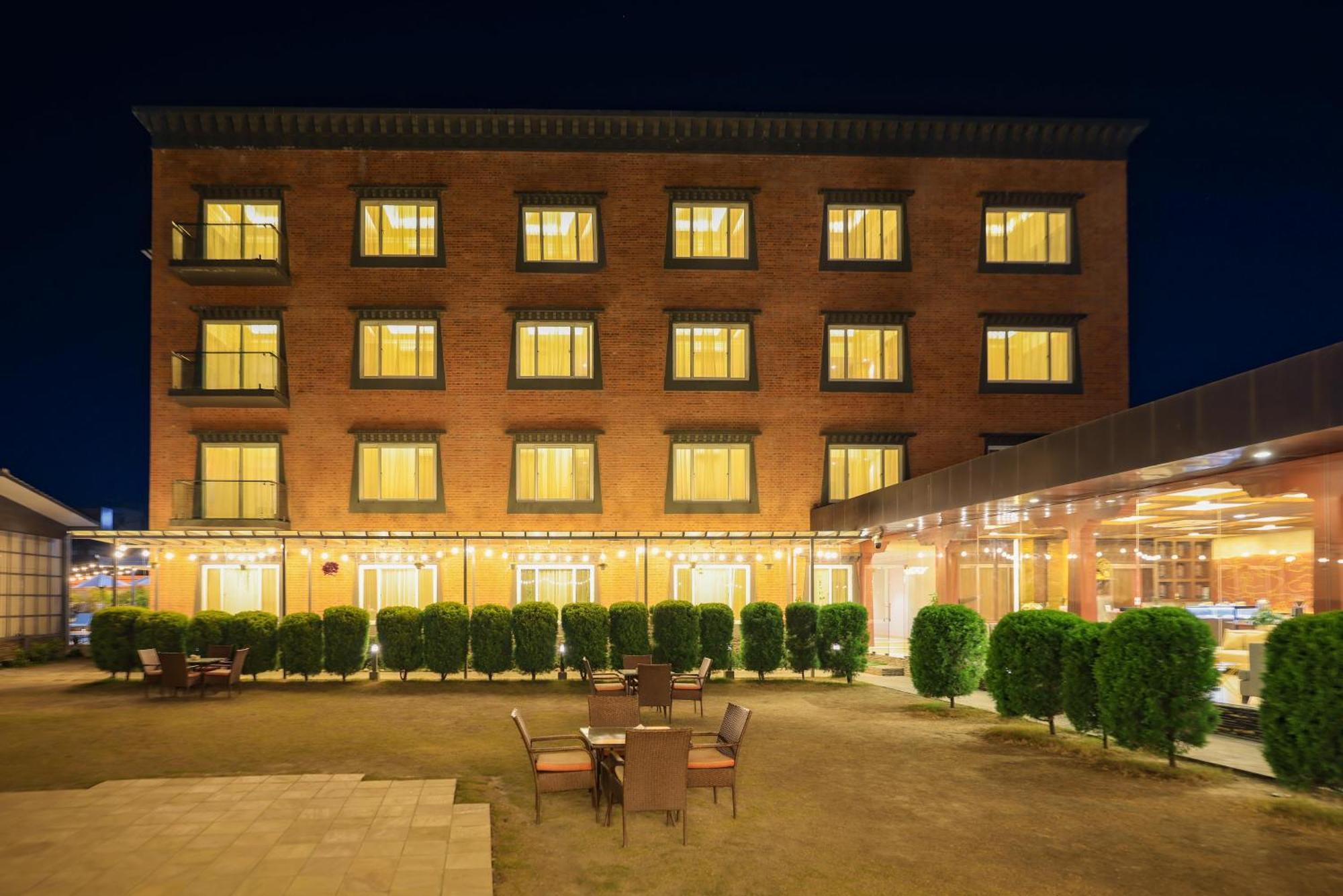 Hotel Dolmaling Katmandu Kültér fotó